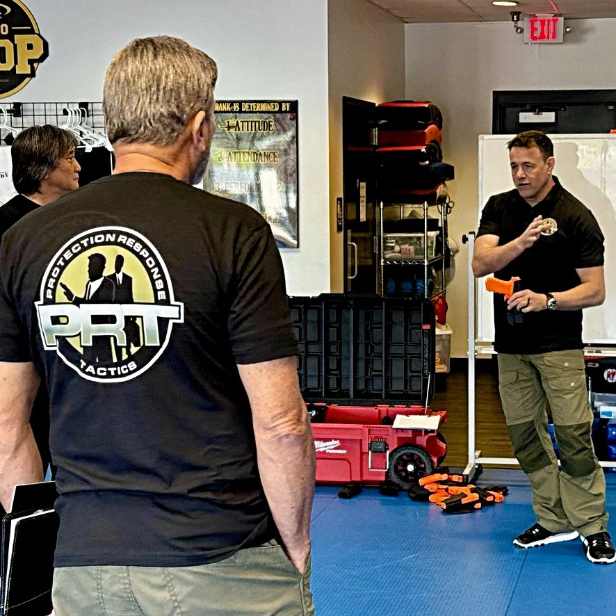 Alan Baker coaching a professional training team